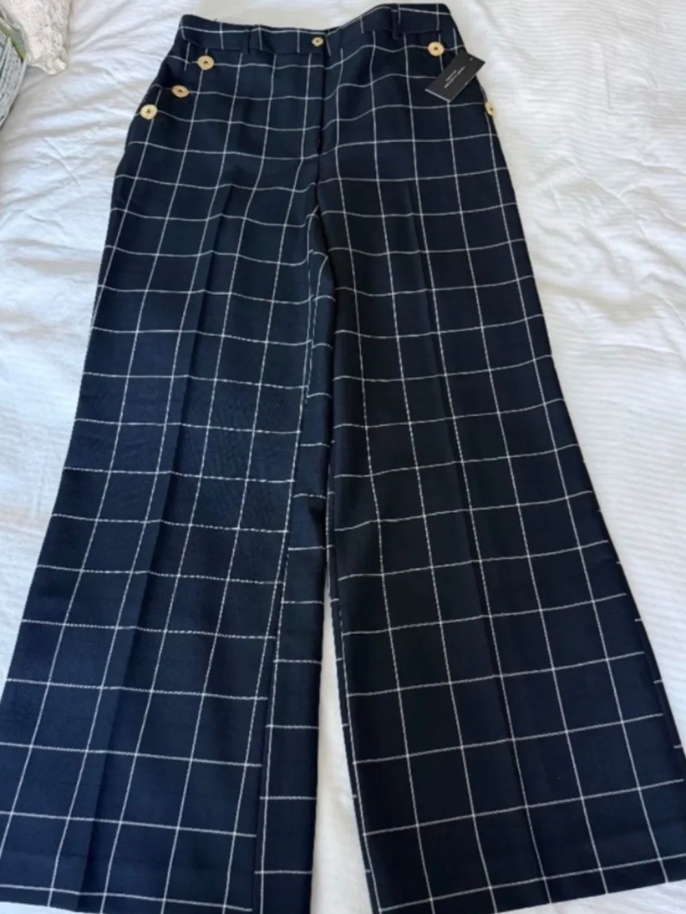NWT. Tommy Hilfiger women’s slacks. 12